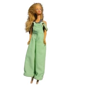 BARBIE Extreme Green Teen Skipper Doll Vintage Barbie 1966 Mattel